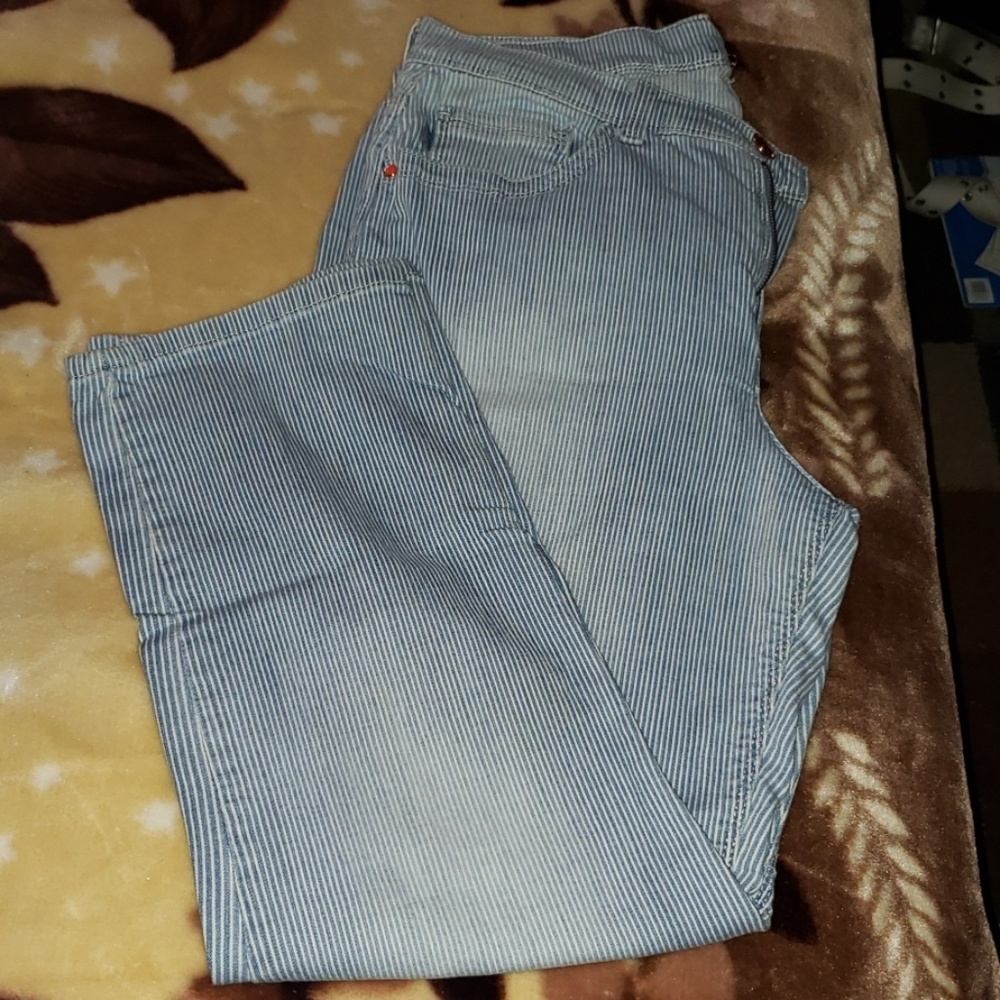 Lee Capri